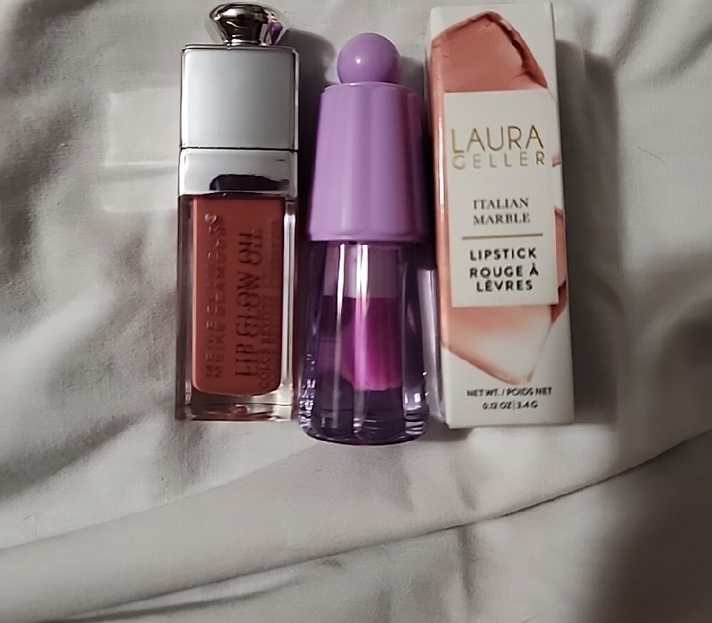 Self Care And Makeup Bundle 46 Items - Picture 9 of 16
